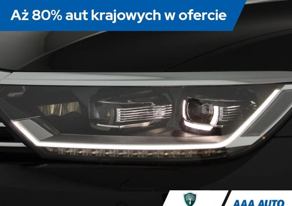 Volkswagen Passat cena 74000 przebieg: 87208, rok produkcji 2016 z Sobótka małe 254